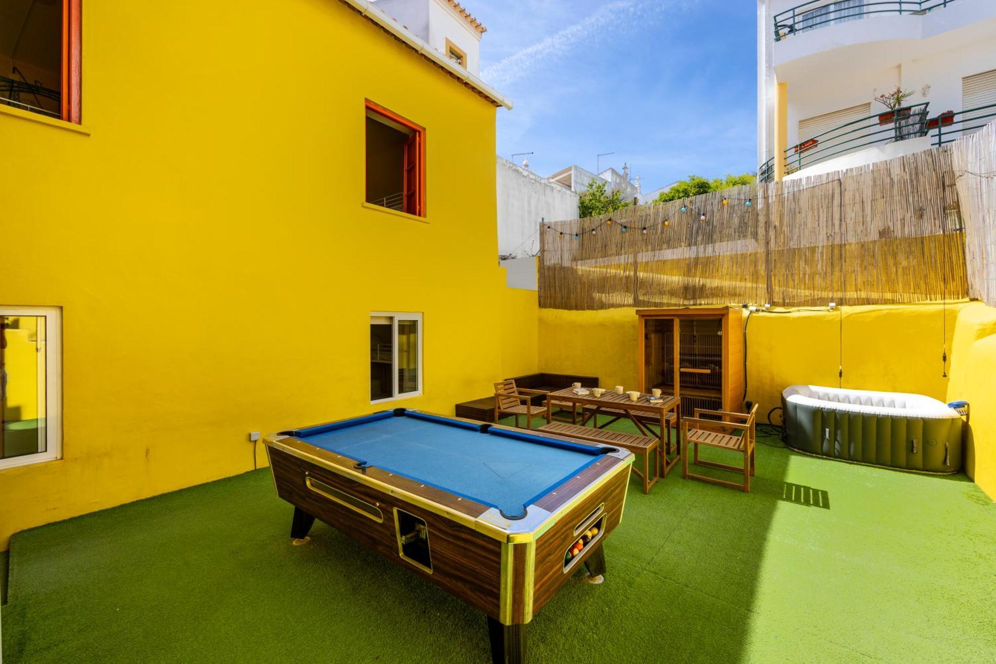 The Macarena Beach Hostel Lagos Kültér fotó